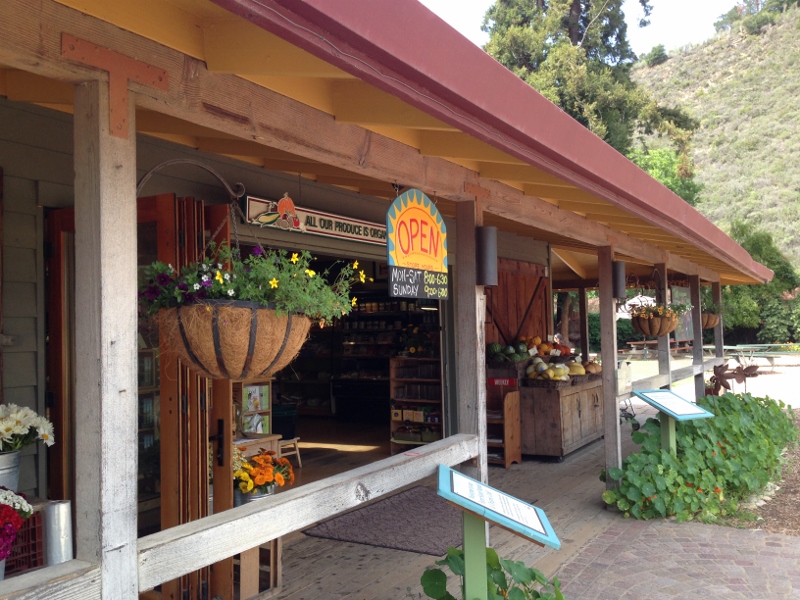 earthbound farm farm stand