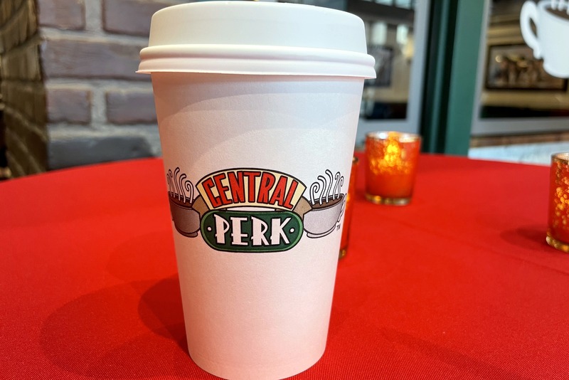 Warner Bros Central Perk 