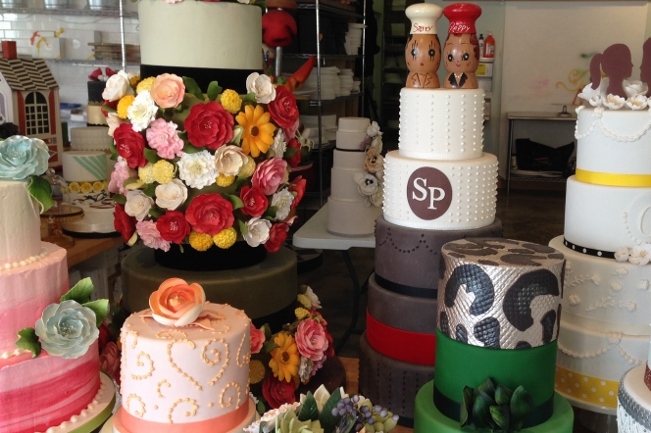 Cake Decorating Classes at Charm City Cakes - LA Explorer