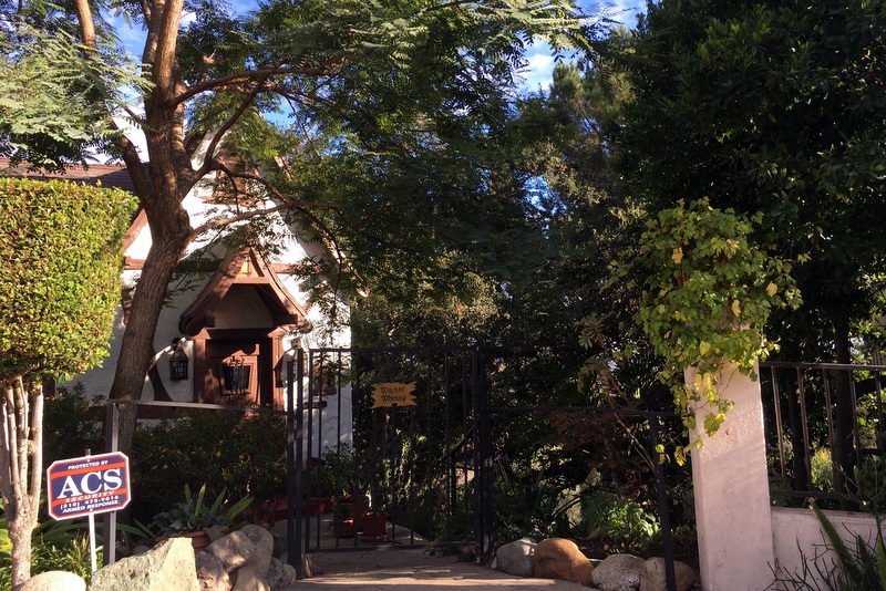 Fort LA