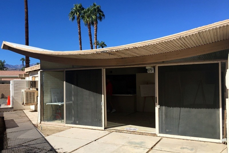 Desert Wave House